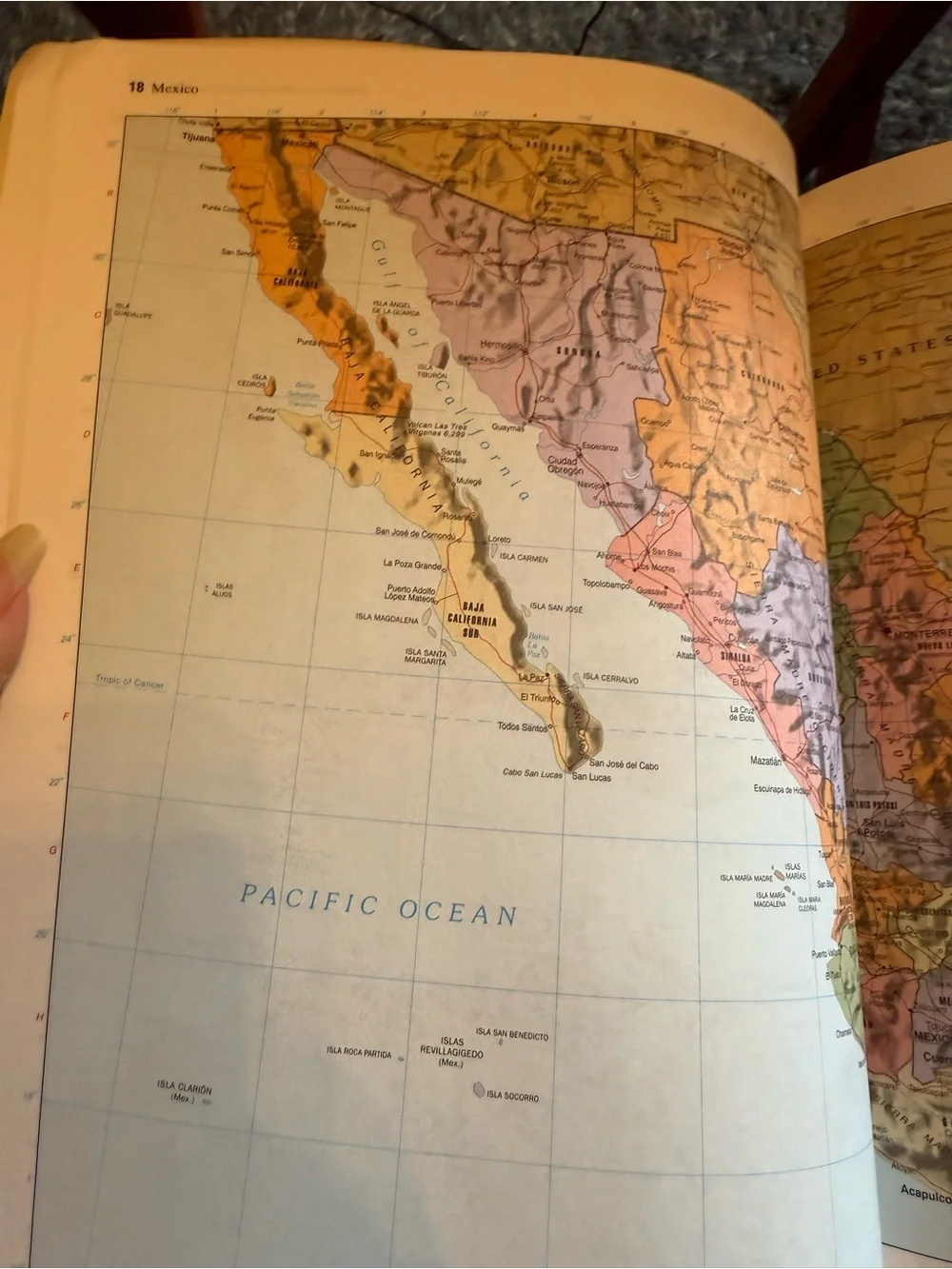 1990s Paperback World Atlas